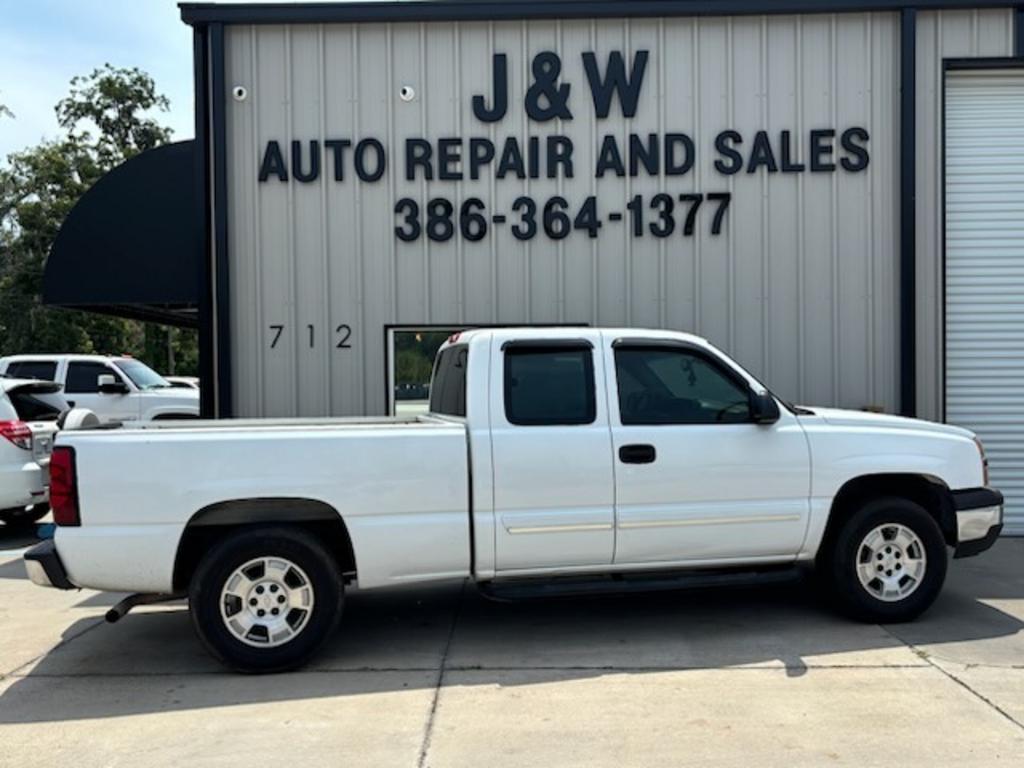 chevrolet silverado 1500 2005 1GCEC19X05Z266916 image chevrolet silverado 1500 2005 1GCEC19X05Z266916 image